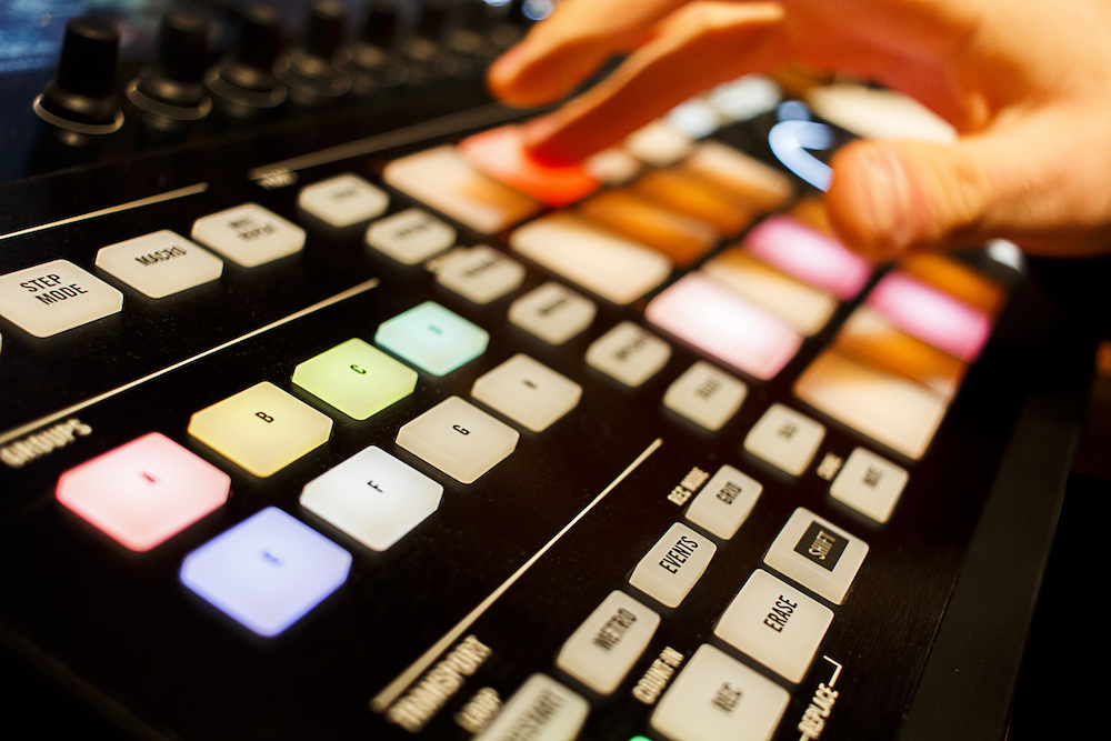 Best MIDI Controller for Lightroom of 2024 Lauras MIDI Heaven